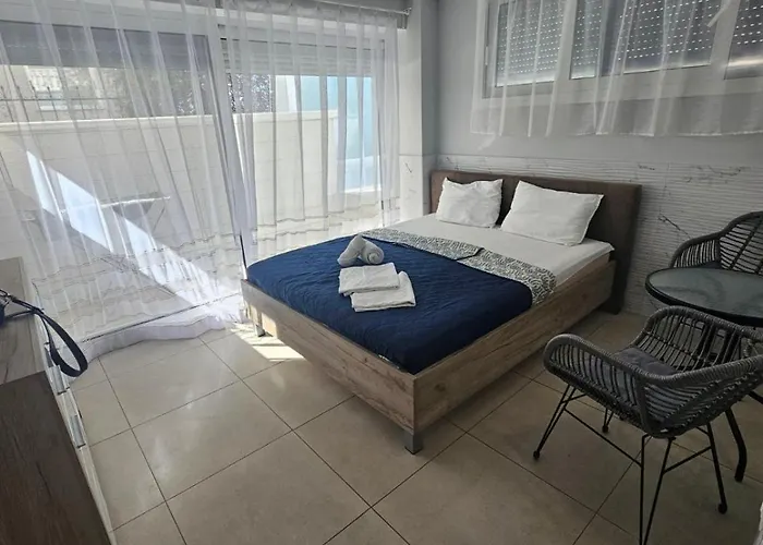 Nifaki * Παραλία